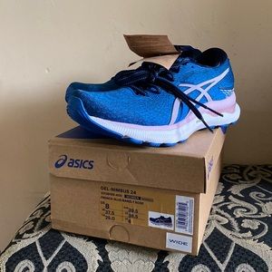 NWT ASICS gel-nimbus 24 womens 8 (39.5) wide
